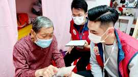 “Reminiscences: Life in Ming Wah Dai Ha” - Fotomo Making and Elderly Services Programme